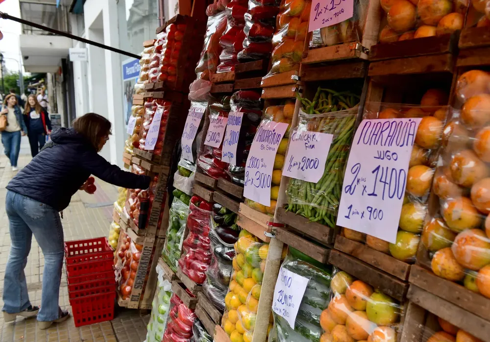economia-vida-diaria-inflacion-precios-verduleria-2-2jpg
